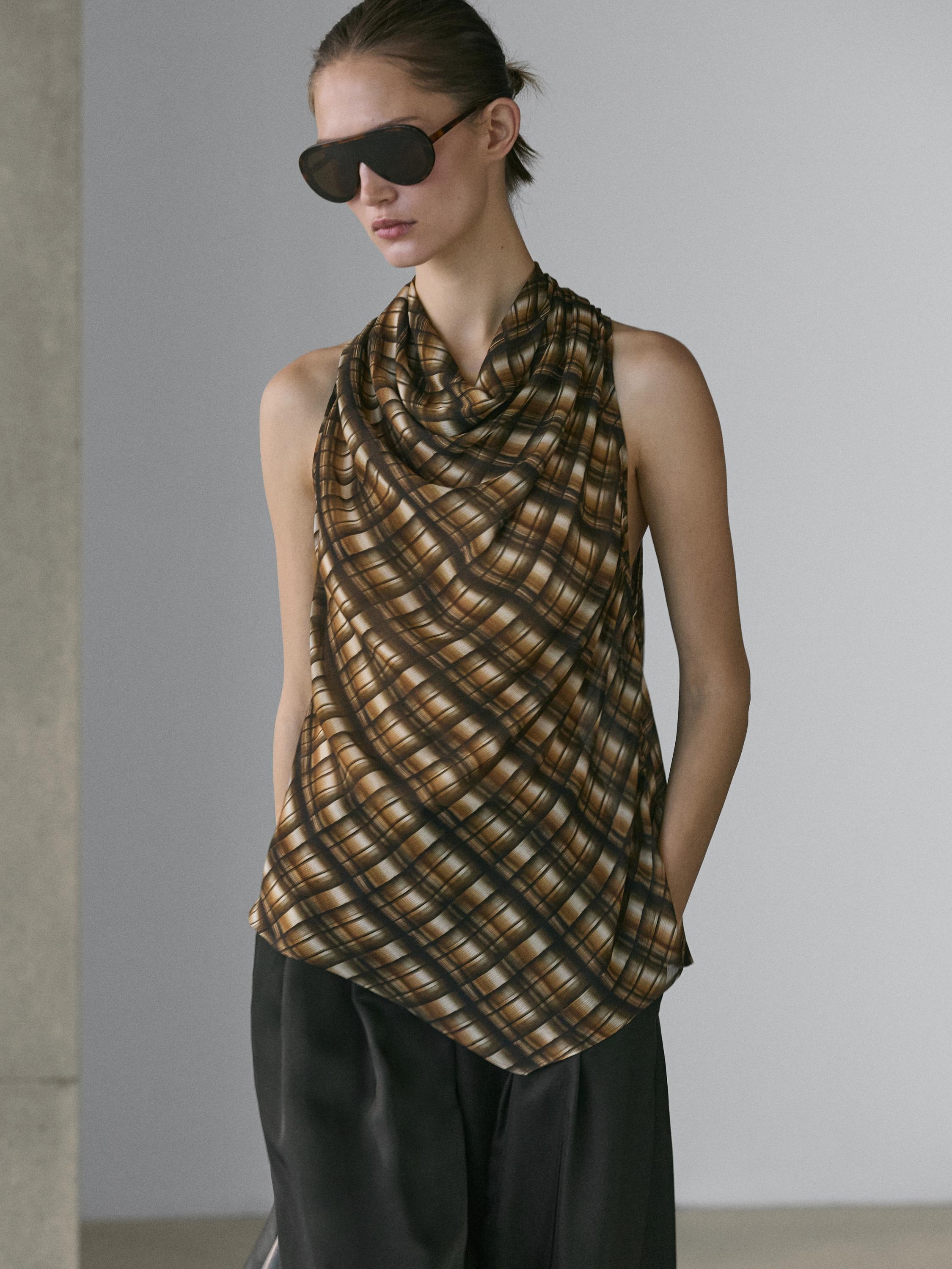 Flowing draped top
